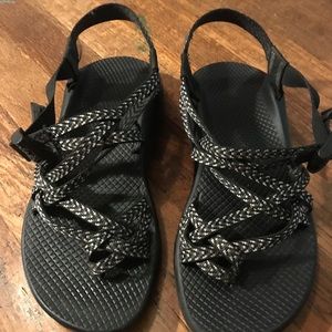 Chaco toe loop sandals size 8